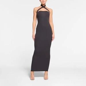 SKIMS Fits Everybody Wrap Long Slip